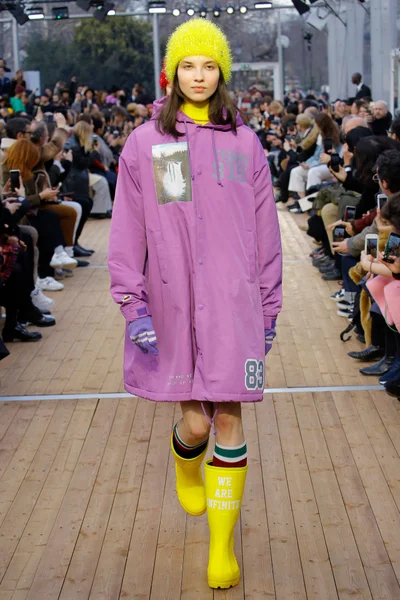Look 62